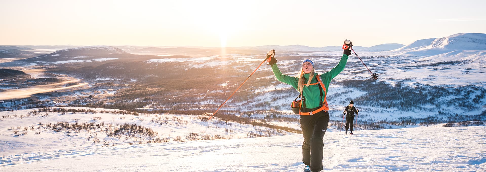 Skidåkare i pudersnö offpist, Ramundberget. 