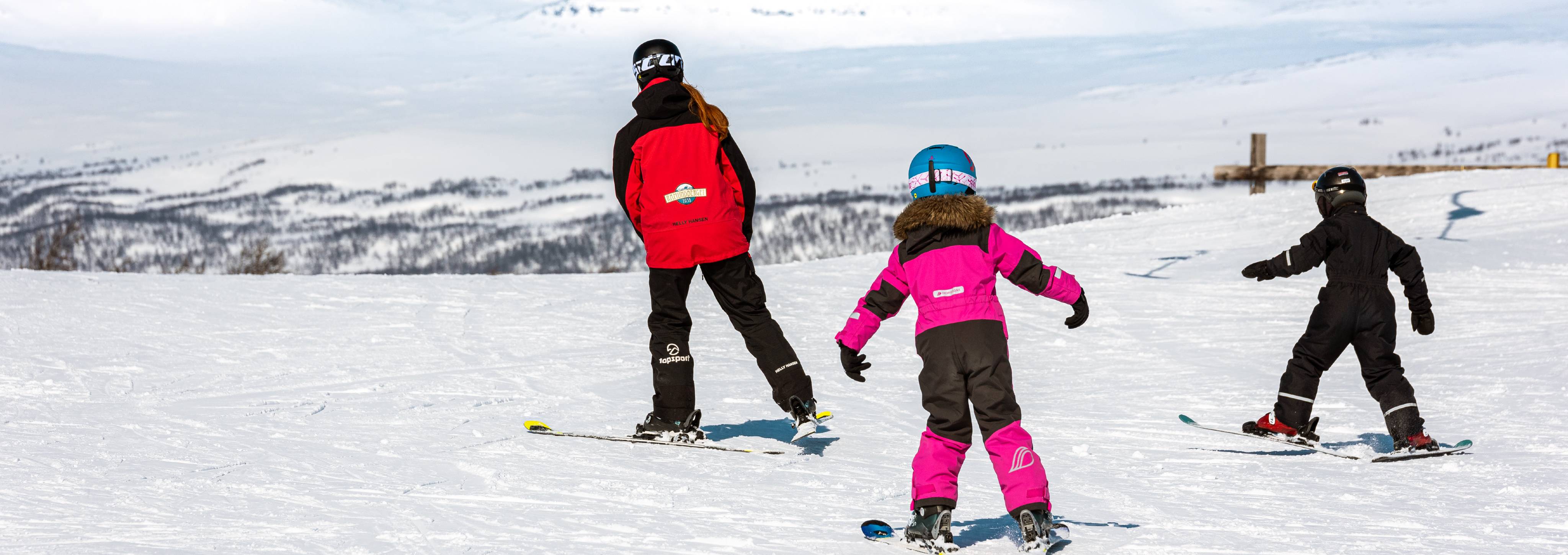 Ski shool group on the mountain in Ramundberget